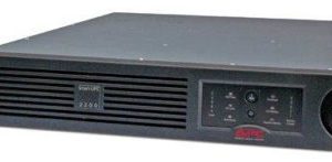 Smart-UPS de APC 3000 VA conexión USB  serial SUA3000RM2U